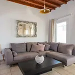 Vakantiehuis The Corfos Hills House Mykonos Town