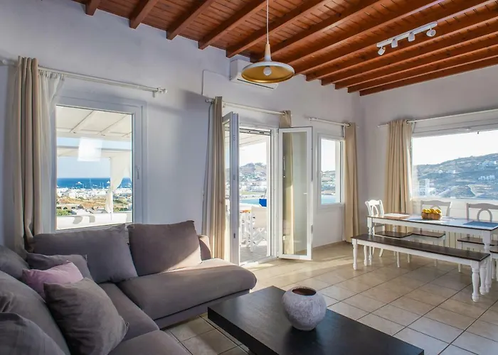 The Corfos Hills House